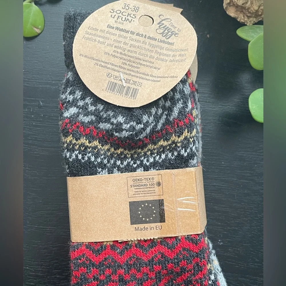 NWT Hygge Wool Socks — TWO pairs, in light & charcoal gray Nordic print - Picture 3 of 4